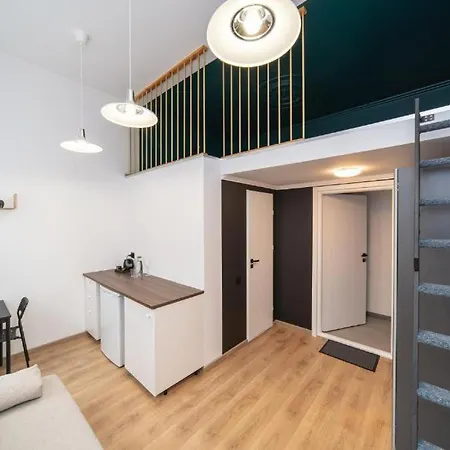 Vipol Amartamenty Biznesowe *